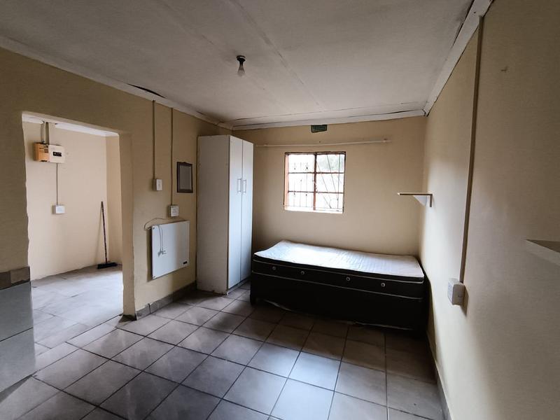 12 Bedroom Property for Sale in Westbourne Eastern Cape